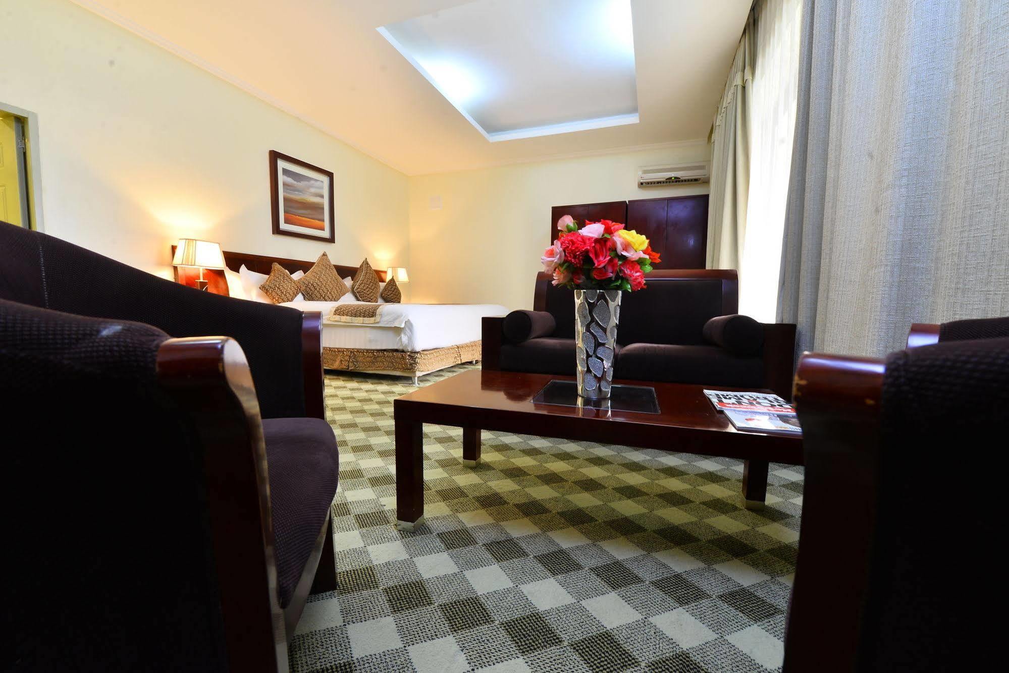 The Manor Hotel كيغالي المظهر الخارجي الصورة